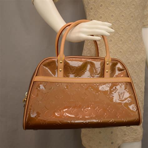 bronze louis vuitton|LOUIS VUITTON Vernis Tompkins Square Bronze.